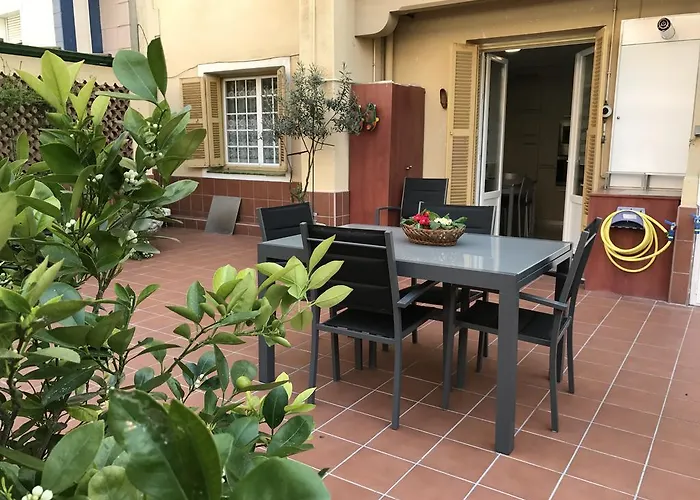 Apartment Carmen 7 *